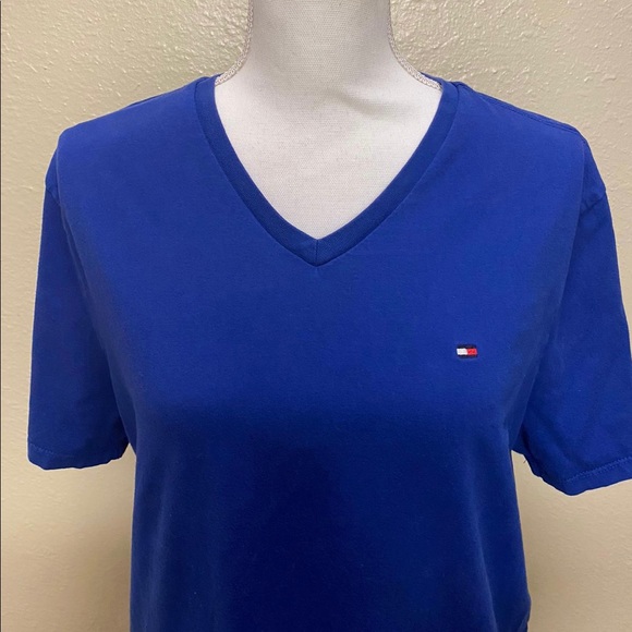 Tommy Hilfiger shirt - Picture 1 of 8